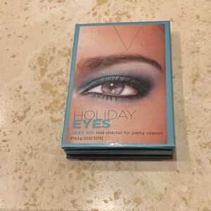 VS Holiday Eyeshadow Palette